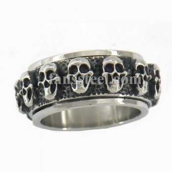 FSR10W91 multi skulls spin ring