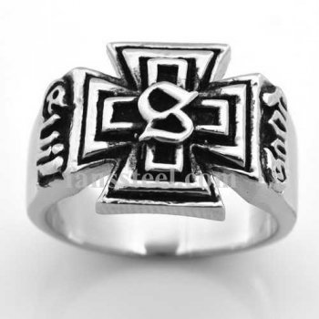 FSR08W68 Concentric Maltese Cross Ring